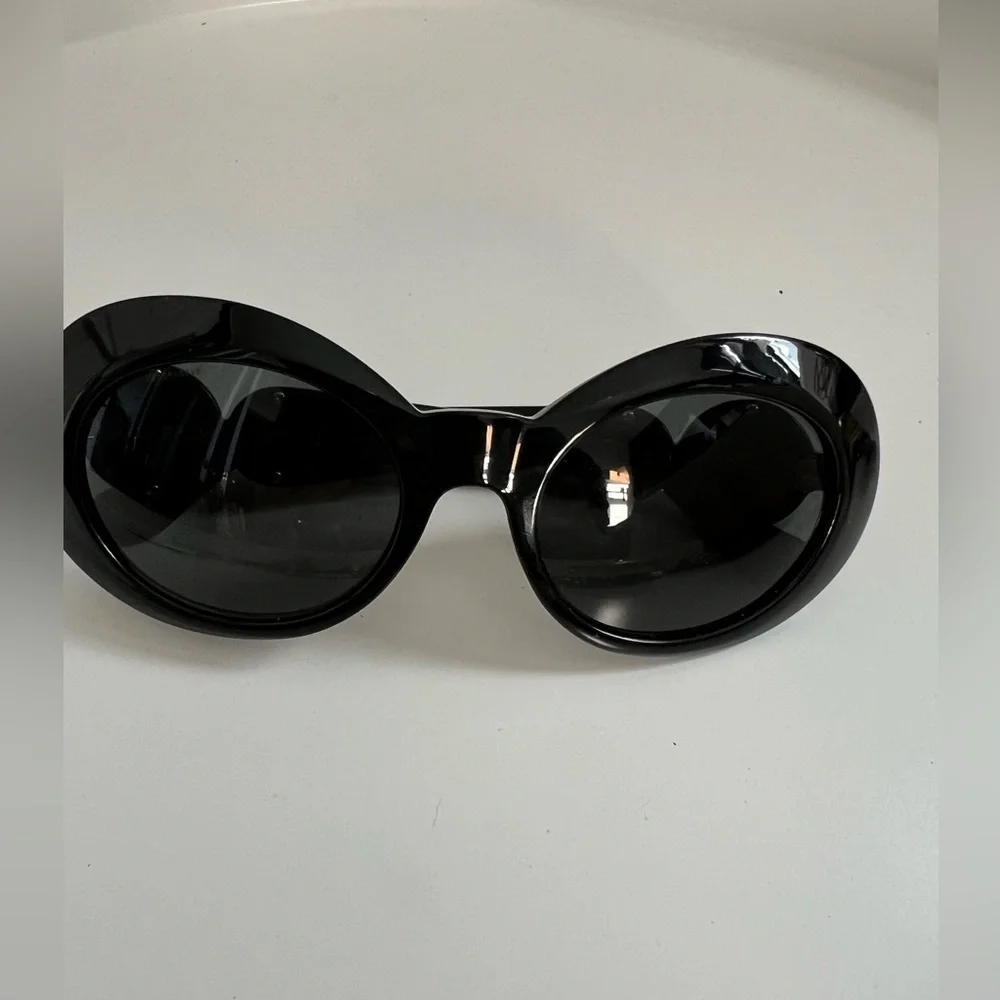 VERSACE MEDUSA BIGGIE OVAL SUNGLASSES